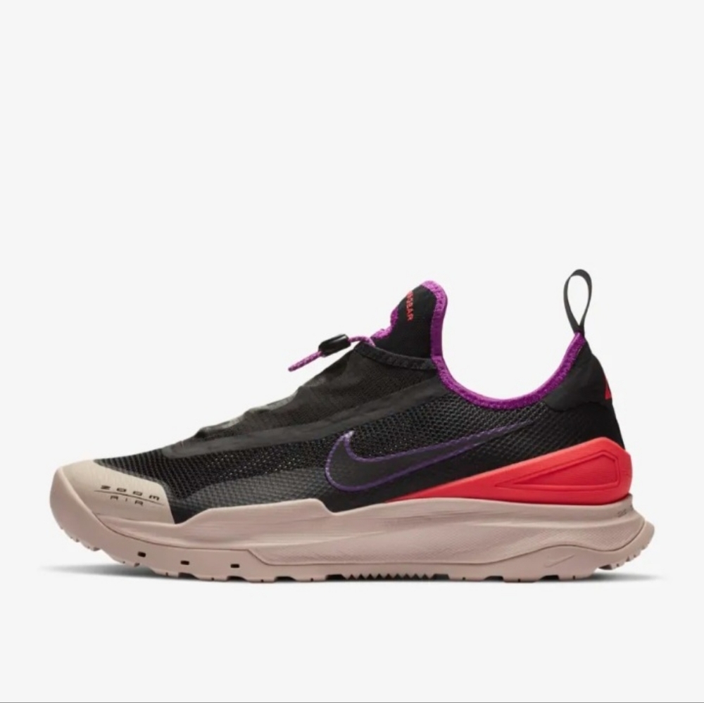 Women's Size 10/ Men's Size 8.5- Nike ACG Zoom Air AO Black Laser Crimson